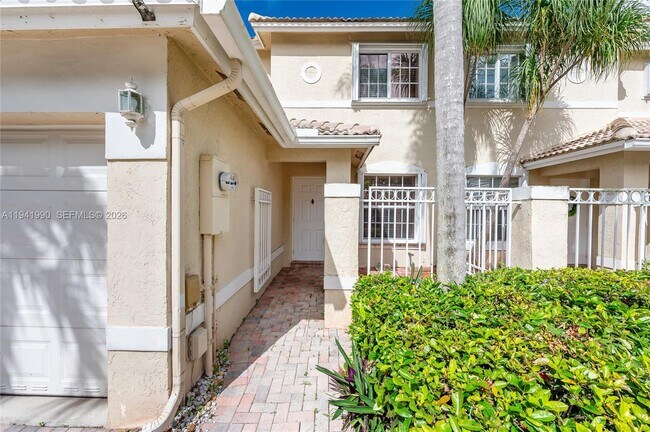 2296 NW 171st Terrace in Pembroke Pines, FL - Building Photo - Building Photo