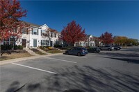 8443 Saylor Ct in Breinigsville, PA - Foto de edificio - Building Photo