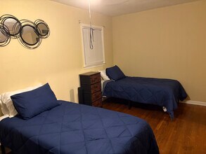 3401casa Sandy Woods Ln in Clarkston, GA - Building Photo - Building Photo