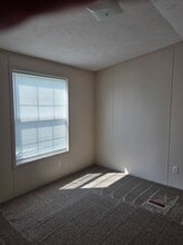 1301 OH-523 in Fremont, OH - Building Photo - Building Photo