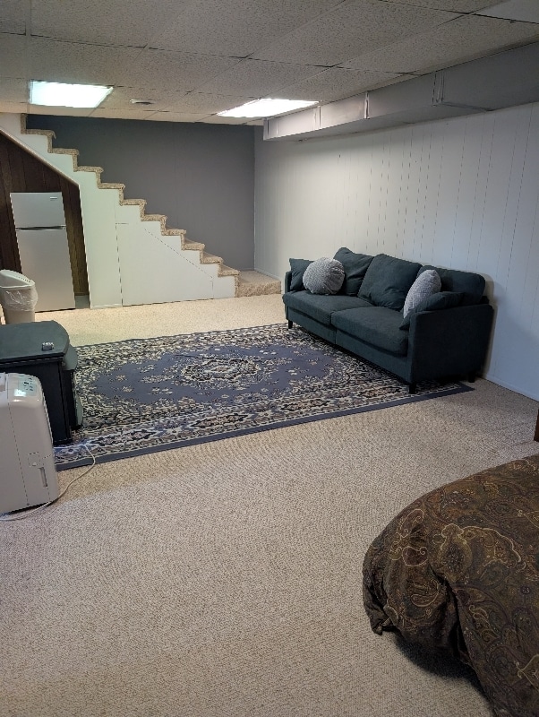 property at 5 Kimberly Ln