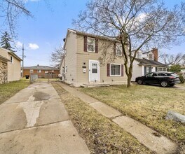 23709 W Chicago in Redford, MI - Building Photo - Building Photo