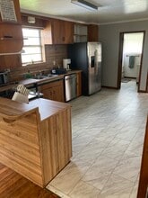 267 D St in Port Lavaca, TX - Building Photo - Building Photo