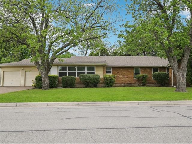 property at 3817 Trail Lake Dr