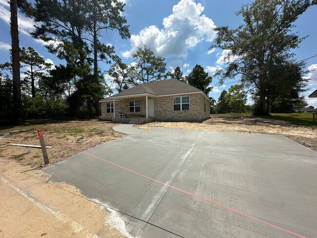 property at 106 W 10th St