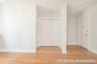 138 Highland Ave in Somerville, MA - Building Photo - Building Photo