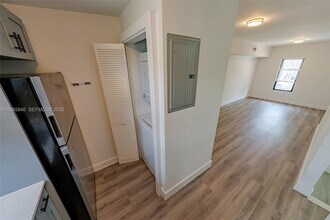 618 SW 21st Ave in Miami, FL - Building Photo - Building Photo