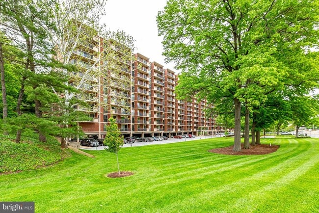 property at 1300 Army Navy Dr