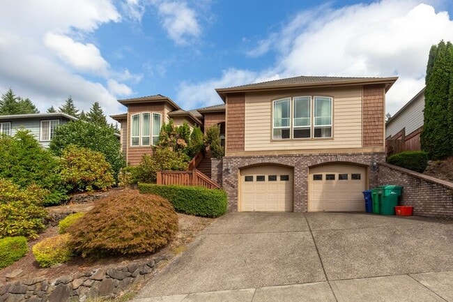 property at 11528 SE Verns Way