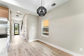 9227 Ashville Dr in Houston, TX - Building Photo - Building Photo