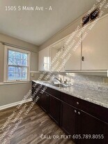 1505 S Main Ave in Sioux Falls, SD - Building Photo