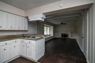 1604 Weiler Blvd in Fort Worth, TX - Building Photo - Building Photo