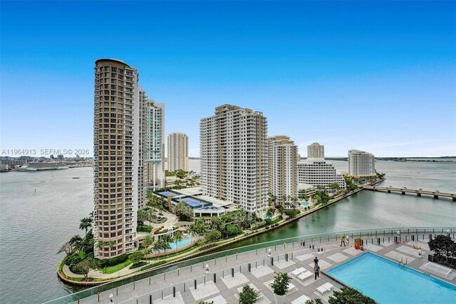 465 Brickell Ave, Unit 1905 in Miami, FL - Foto de edificio - Building Photo