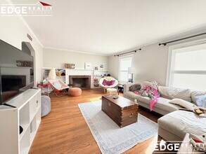 96 Undine Rd in Boston, MA - Foto de edificio - Building Photo