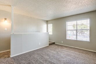 ReNew Scotsdale in Midland, TX - Building Photo - Building Photo