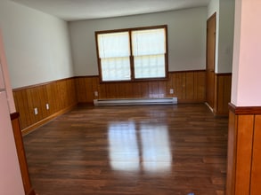 337 S Fieldcrest Rd in Eden, NC - Building Photo - Building Photo
