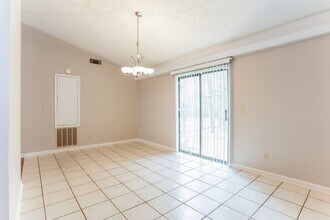 3519 Shelly Dr NW in Kennesaw, GA - Building Photo - Building Photo