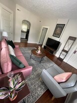 920 Ash St in Louisville, KY - Building Photo