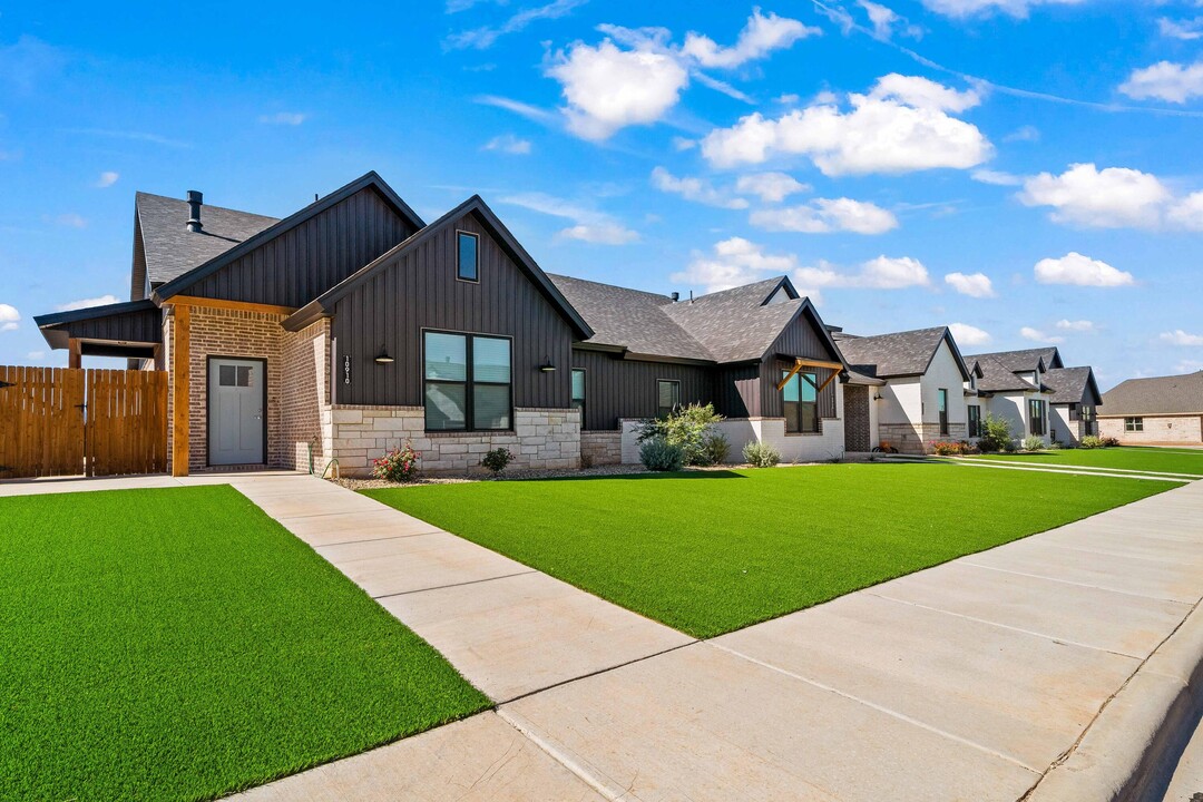 10909 Aberdeen Ave in Lubbock, TX - Foto de edificio