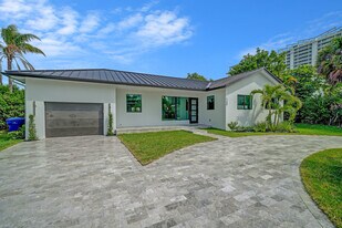 1248 N Harbor Dr in West Palm Beach, FL - Building Photo