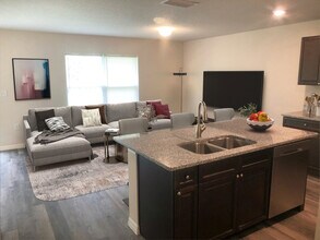 77 Ullian Trl in Palm Coast, FL - Building Photo - Building Photo