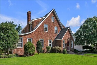 130 Meredith St in Hampton, VA - Building Photo - Building Photo