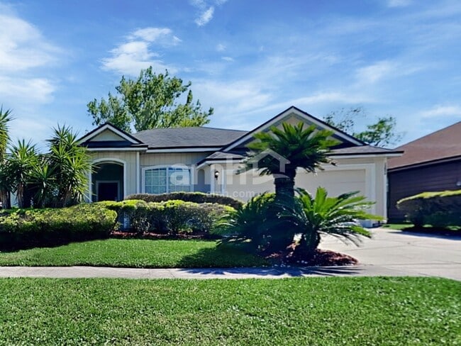 property at 13054 Staffordshire Dr S