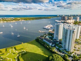 1 Water Clb Wy in North Palm Beach, FL - Building Photo