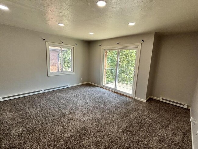 property at 231 N 1st St