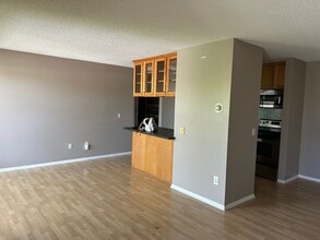 4110 Rahn Rd in Eagan, MN - Building Photo - Building Photo