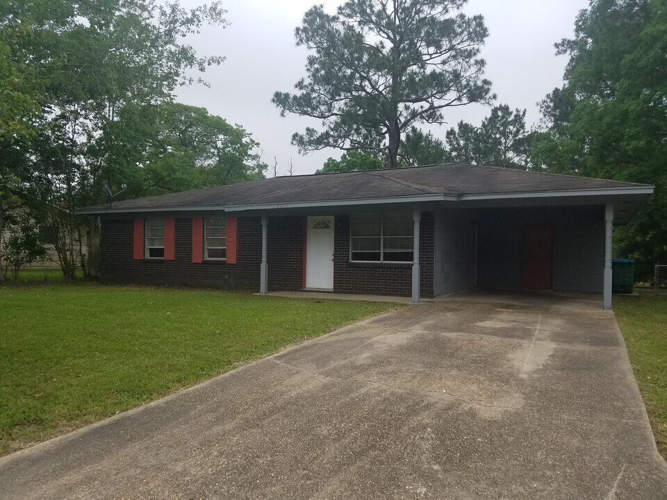 2614 George St in Gulfport, MS - Building Photo