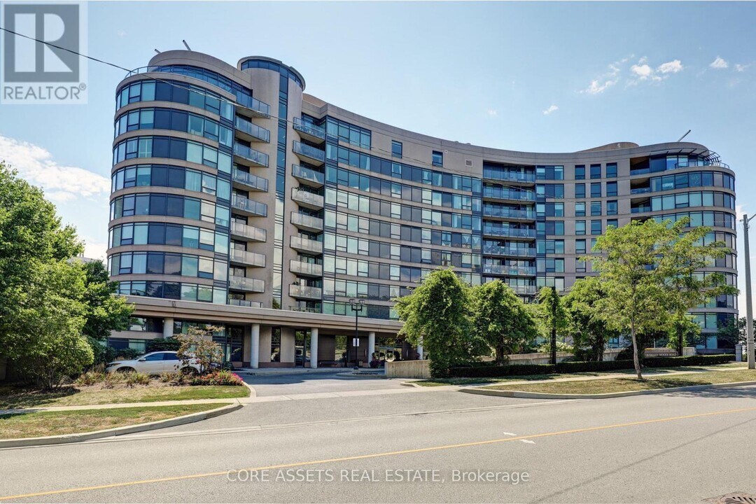 18-PH218 Valley Woods Rd in Toronto, ON - Building Photo