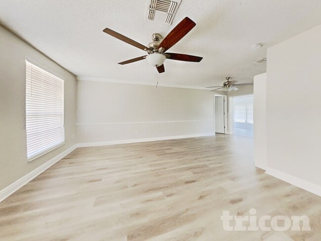 13005 Willoughby Ln in Hudson, FL - Building Photo - Building Photo