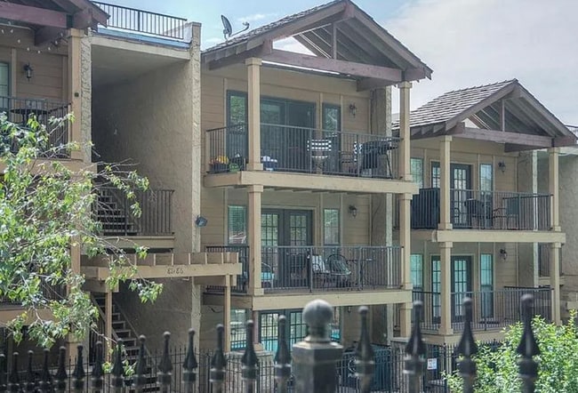 property at 4727 Jarboe St