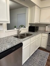 26 Eleanor Ln in Bella Vista, AR - Building Photo - Building Photo