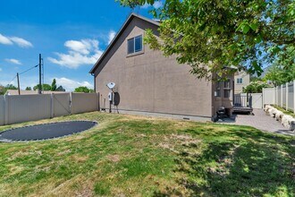137 S 500 E in Pleasant Grove, UT - Building Photo - Building Photo