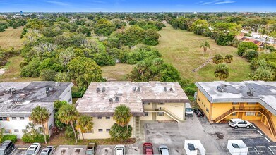 961 NW 45th St in Pompano Beach, FL - Building Photo - Building Photo