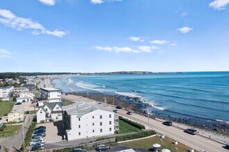 790 York St, Unit 2 in York, ME - Building Photo - Building Photo