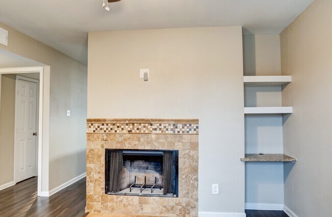 9020 Grannis St in Houston, TX - Building Photo - Building Photo