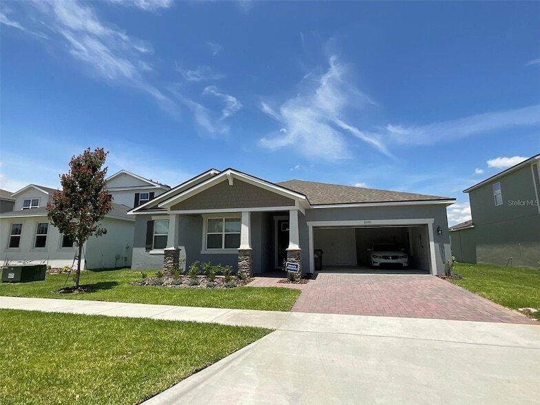 3220 Canna Lily Pl in Clermont, FL - Building Photo