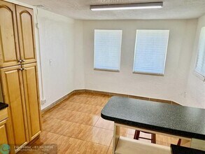 701 NE 137th St in North Miami, FL - Building Photo - Building Photo