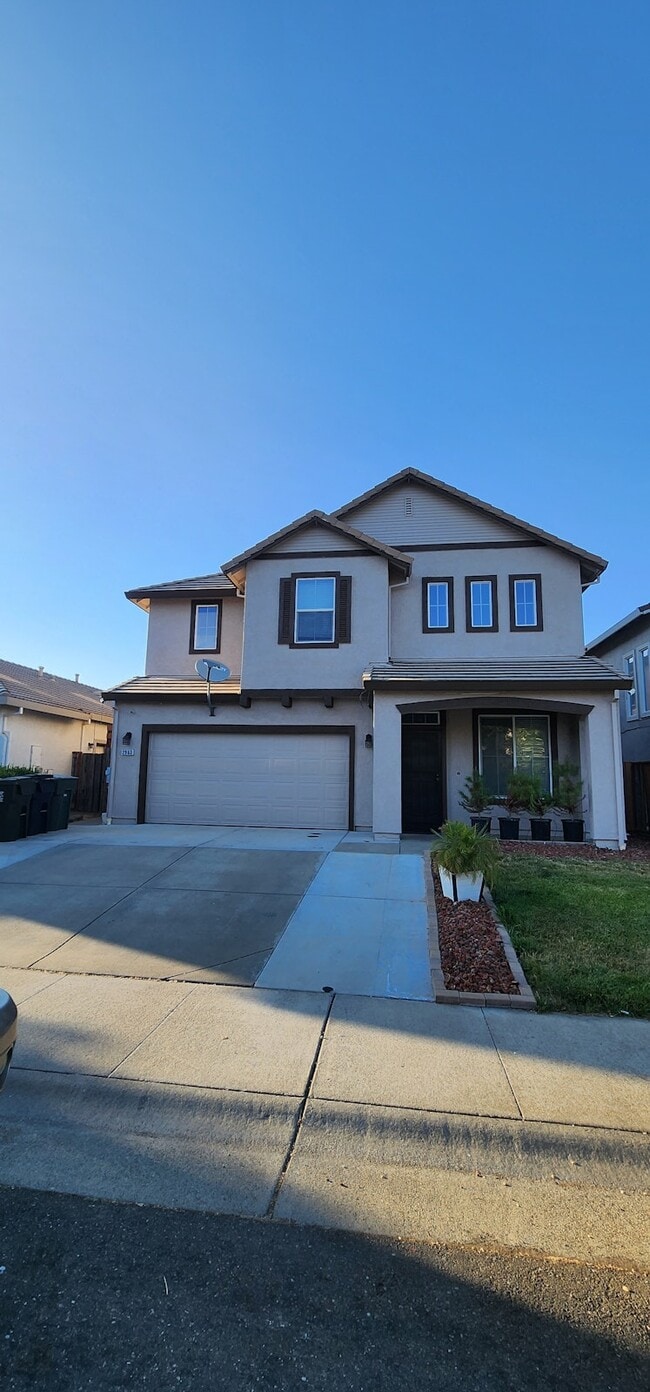 2963 Frigate Bird Dr