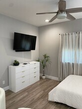 3571 Pleasant Echo Dr in San Jose, CA - Foto de edificio - Building Photo