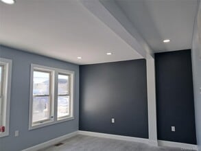 160 Garfield Ave in Mineola, NY - Building Photo - Building Photo