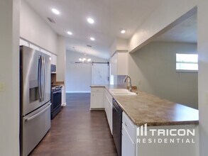 5631 Touro Dr in Port Orange, FL - Building Photo - Building Photo