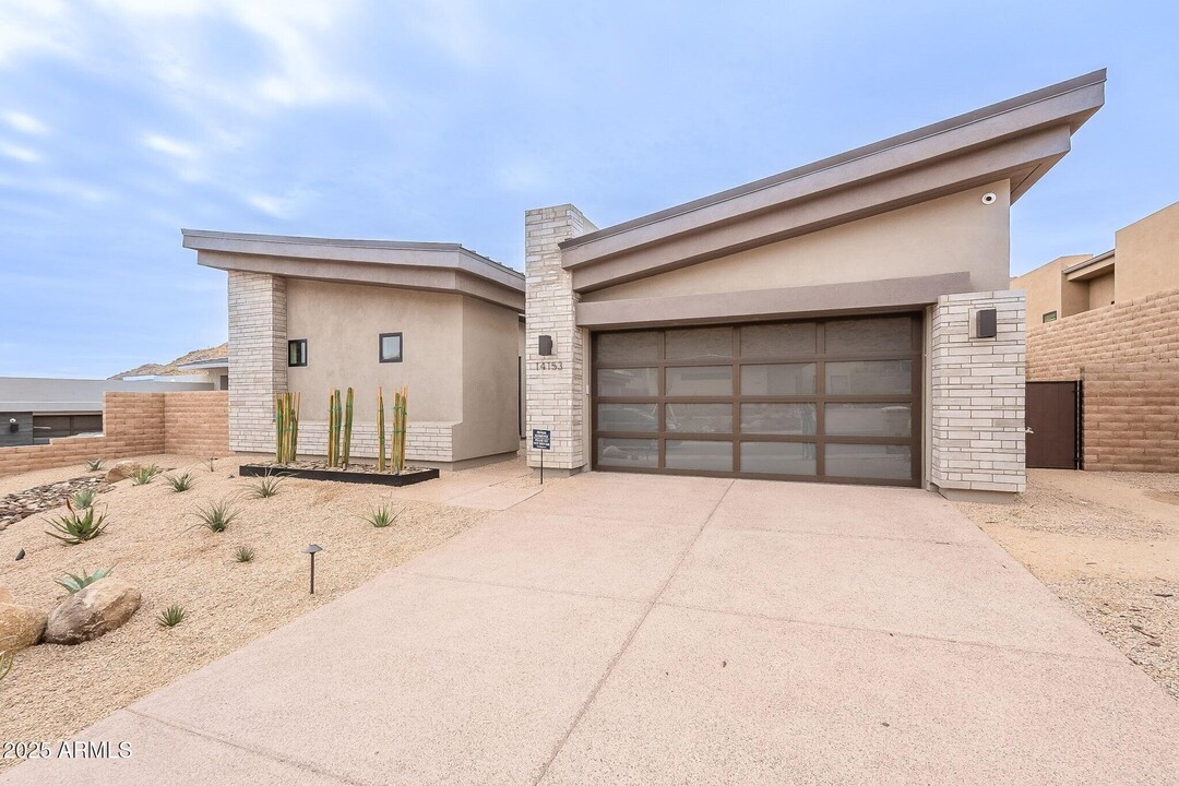 14153 E Highland Ave in Fountain Hills, AZ - Building Photo