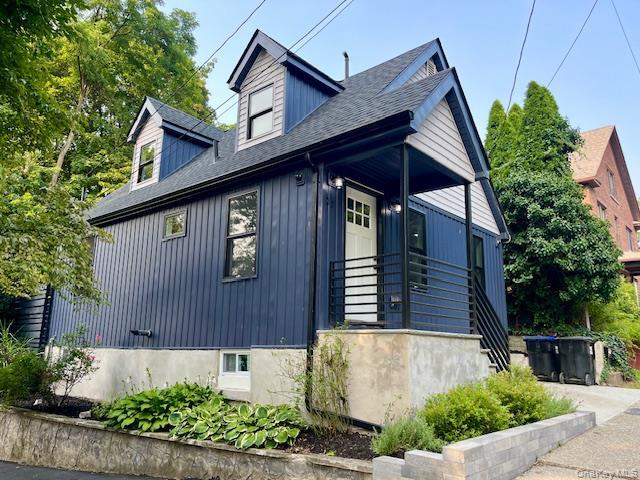 27 Verazzano Blvd in Poughkeepsie, NY - Building Photo - Building Photo