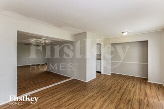 3537 Rockcrest Dr in Garland, TX - Building Photo - Building Photo