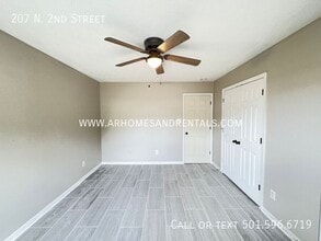 207 N 2nd St in Austin, AR - Building Photo - Building Photo