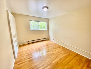 Angeline in Seattle, WA - Foto de edificio - Interior Photo